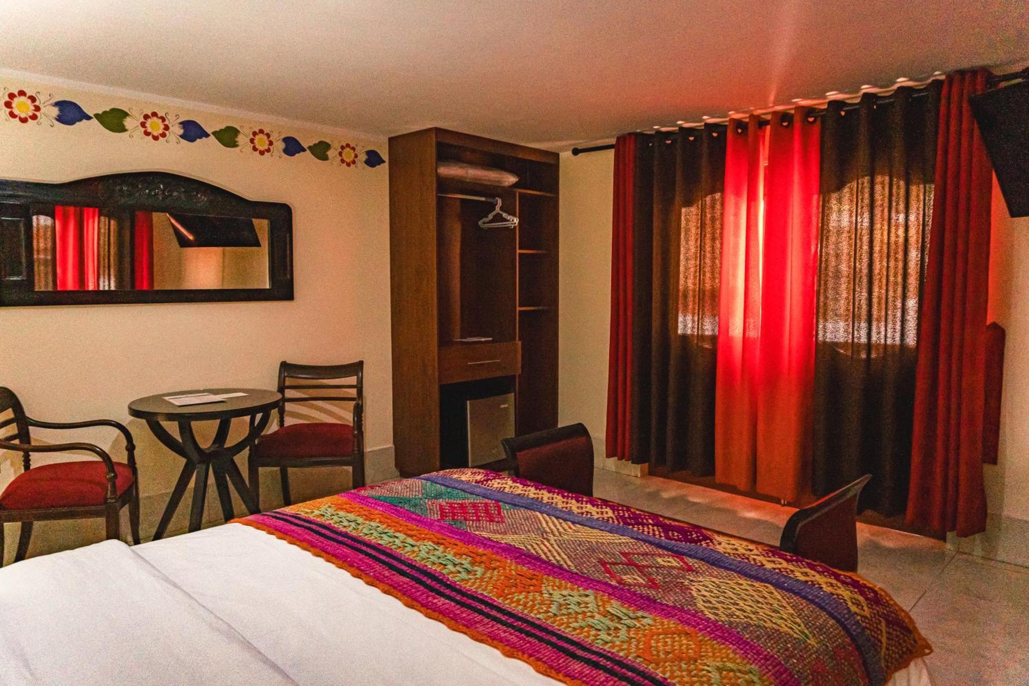 Altipacha Ayacucho Hotel מראה חיצוני תמונה